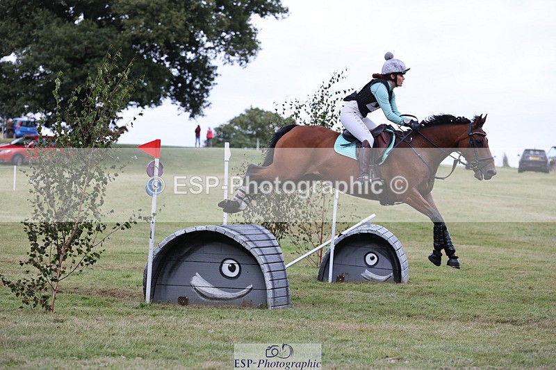 240825X-171554-37893 - 80cm XC 16.30 to 17.30