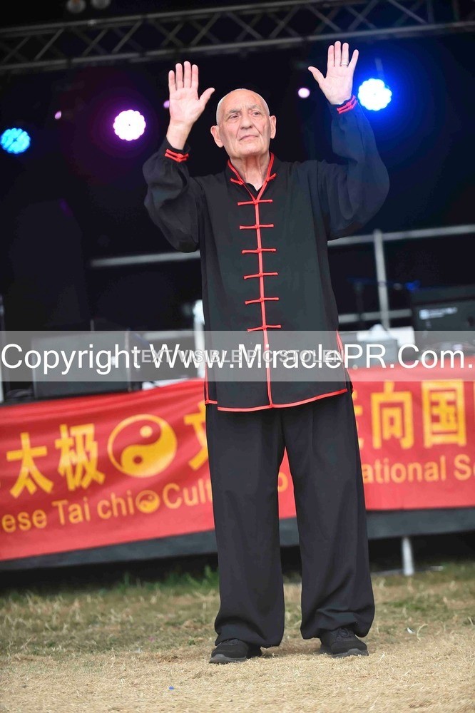 SH4_1438 - Tai Chi with Lisa Kay.