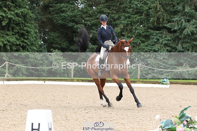 241024-121241-02009 - 057-Louisa.Lockwood-KILCANNON.OREO