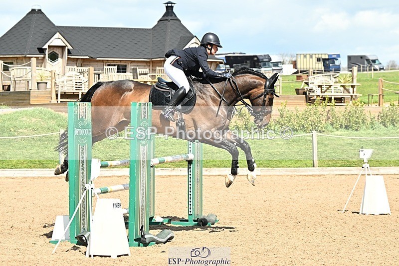 250416-133044-01106 - Cls 4 Newcomers and 1.10m