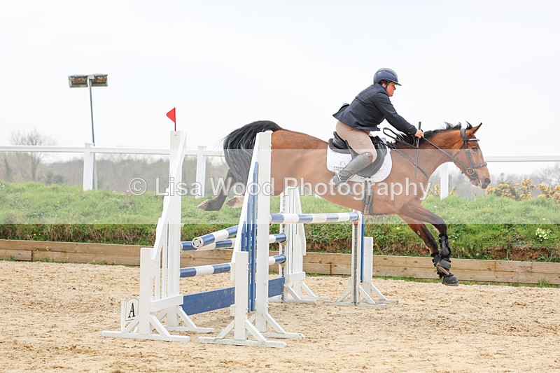 3E7A7730 - Class 8: Senior Newcomers/1.10m open