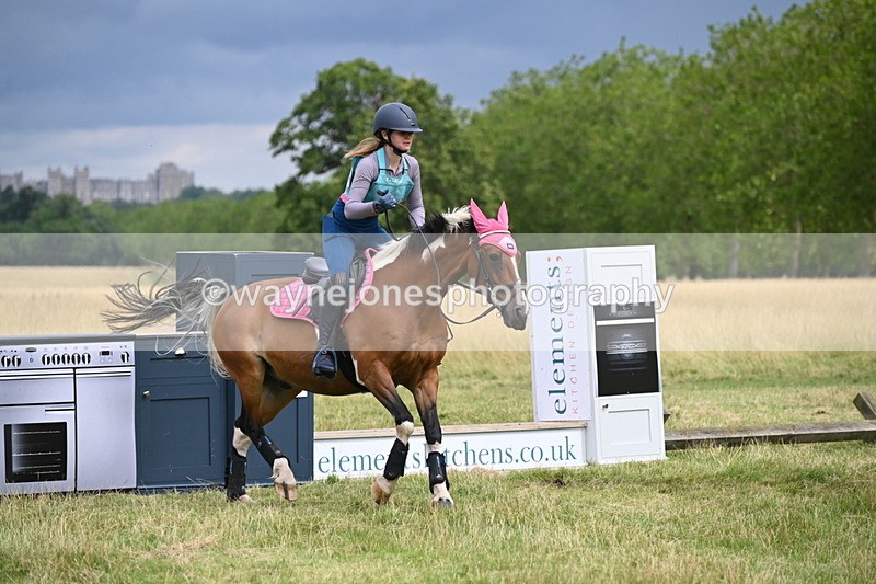 WJ6_2792 - Time at Jump 11:06 to 11:40