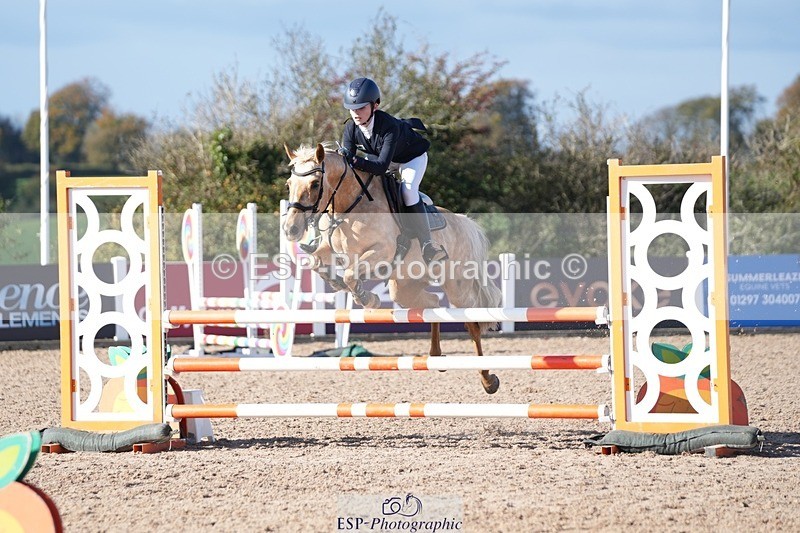 251025-133037-00536 - Cls 10 Pony Newcomers and 1m