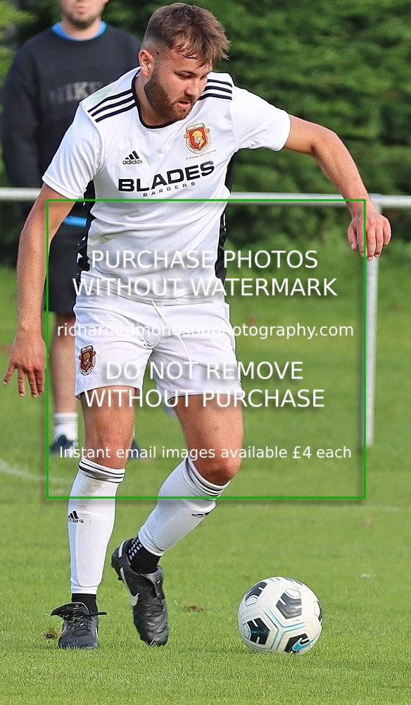 IMG_4125 - Kendal County v Millom