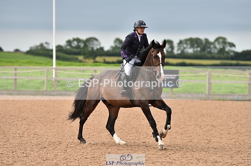 230810A-092016-00060 - Cls 8 British Novice & 90cm Open