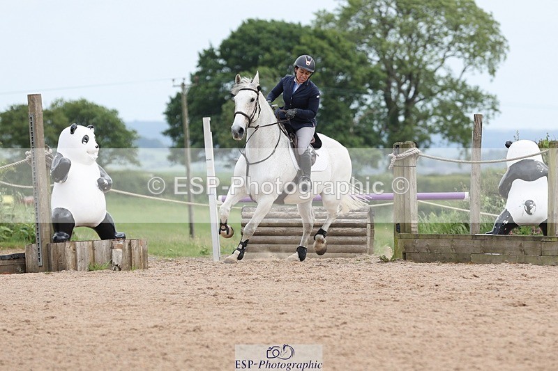 250525-151723-08831 - Cls 31 Snr 90cm Derby