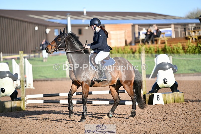 241026A-090901-00378 - SAT Cls 19 Clear Round 50cm