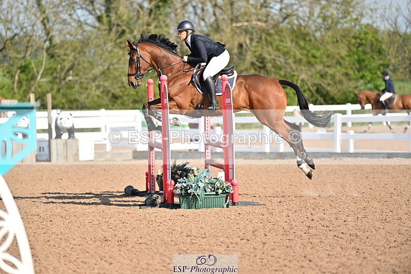 240509A-090251-00008 - Cls 1 British Novice and 90cm Open