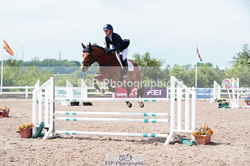 250511-140552-14194 - Cls 34 1.05m Amateur Quali