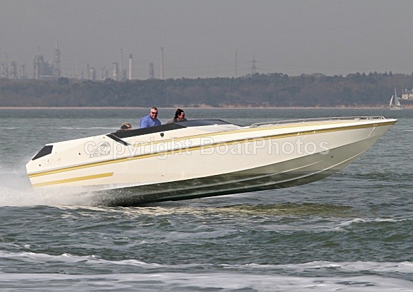 100418 COUGA IMG_2602jpg - Motorboats - Open