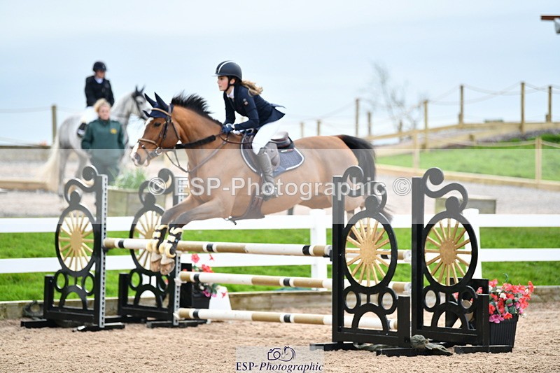 240316A-101142-02634 - Cls 20 British Novice and 90cm Open