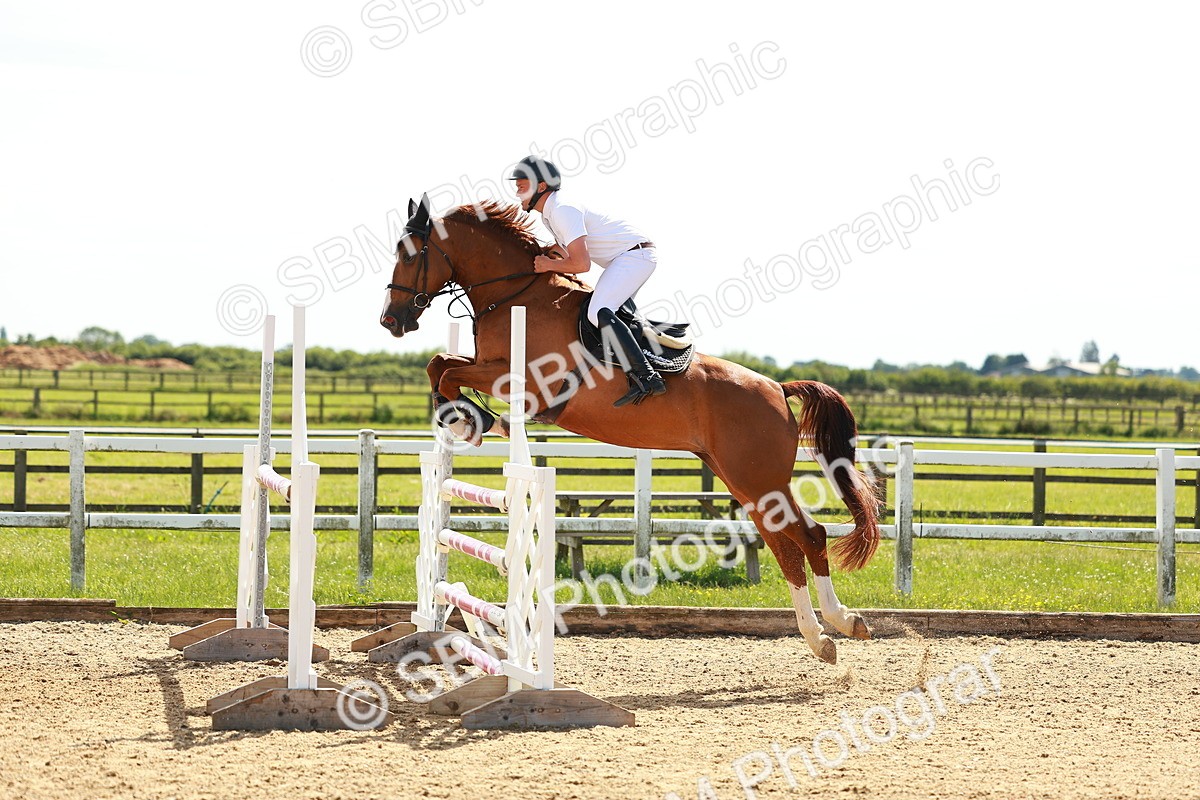 SBM_002585 - Class 4 - Senior Newcomers - 1.10m