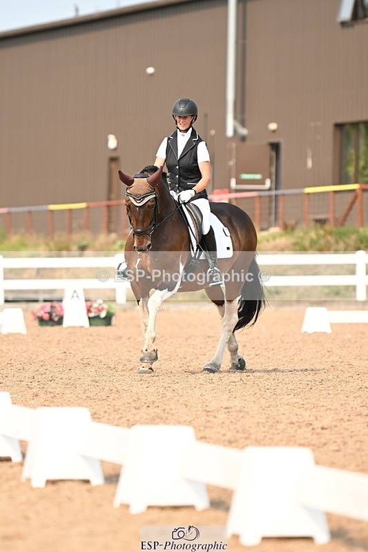 250816-154252-06241 - 123-Lorraine.MorrisLissyegan.Coloured.Lady