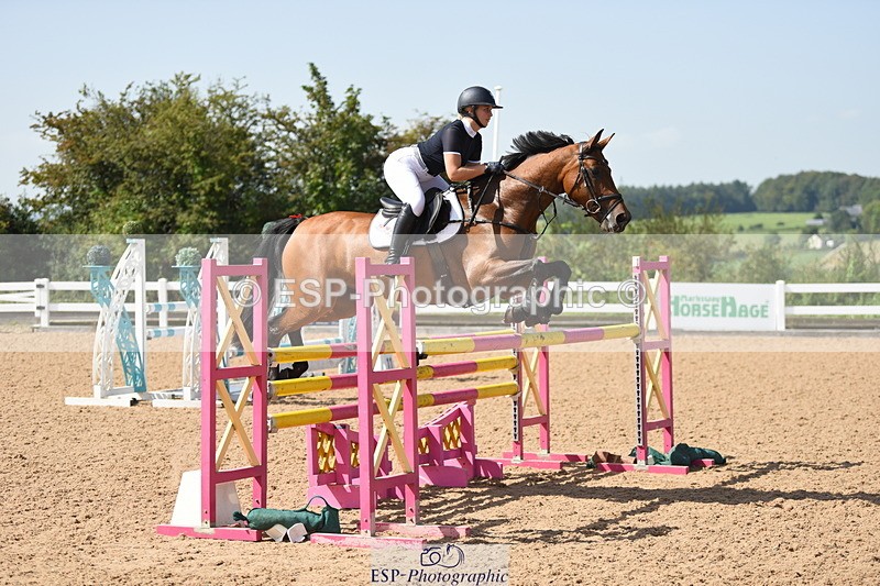 230906A-125242-00355 - Newcomers & 1.10m Open