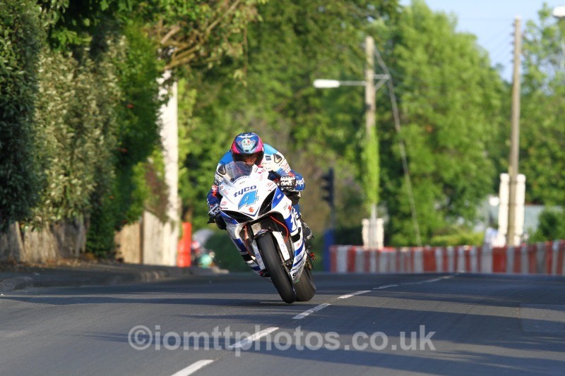 Guy Martin Suzuki / Tyco Suzuki - Tuesday Practice Solos