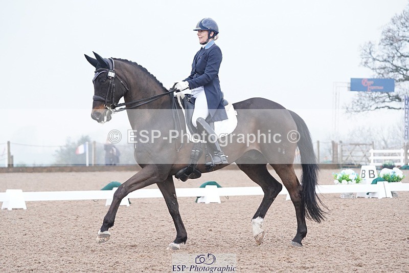 250404-081048-03703 - 018-Louise.Davison-Quamperfect