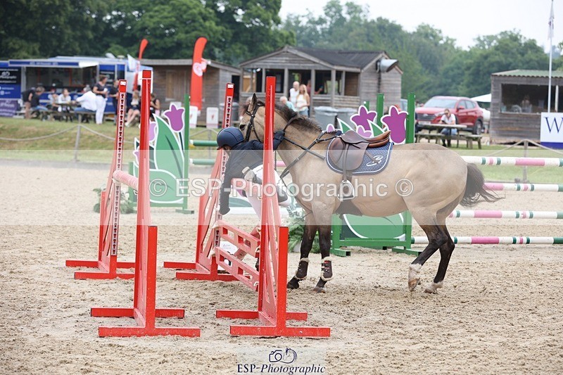 230618-101157-10006 - Cls 19 Pony Intro 1m