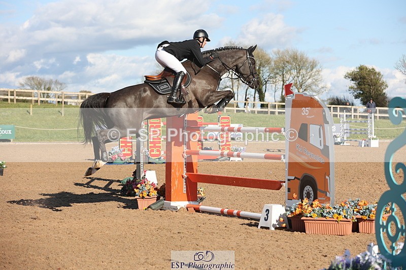 240419A-173904-09909 - Cls 10, 2 Star Big Tour 145cm  Break to End