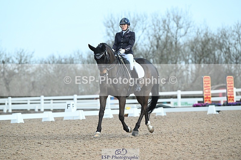 250403-082532-00377 - 018-Louise.Davison-Quamperfect