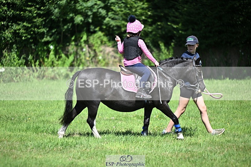 240729B-141623-02677 - Abbie's Group XC