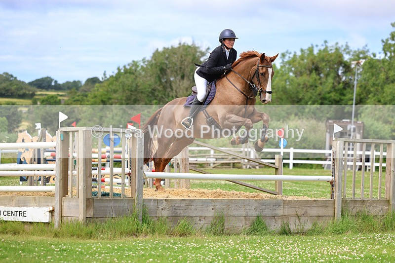3E7A4378 - Class 9: Pendarves Equestrian Senior 1.20m Derby