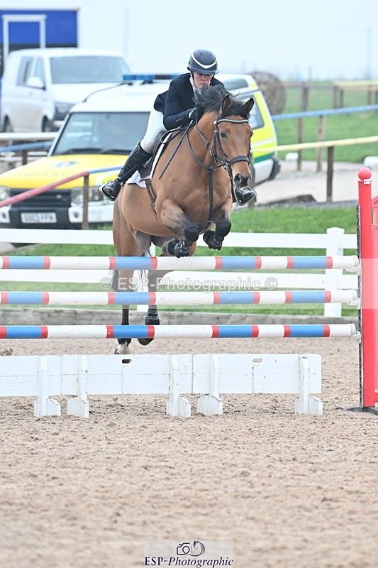 240113A-141802-02305 - Cls 13 Foxhunter and 1.20m Open