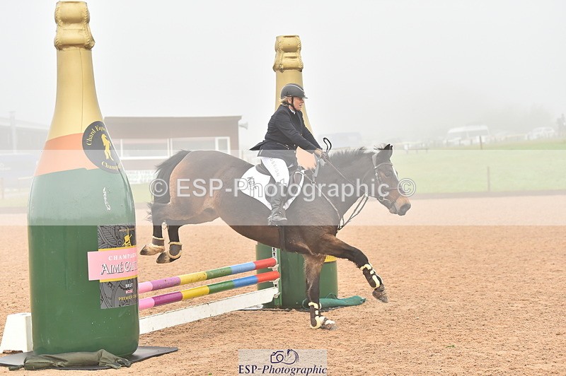 231118A-095518-00922 - Cls 18+19 Club and Schools 70cm