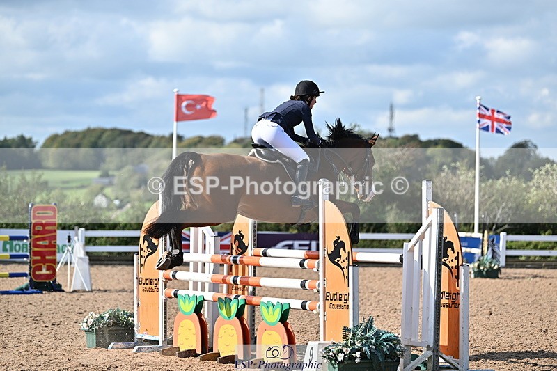241005A-134003-04074 - SAT Cls 19 1.10m Amateur Quali