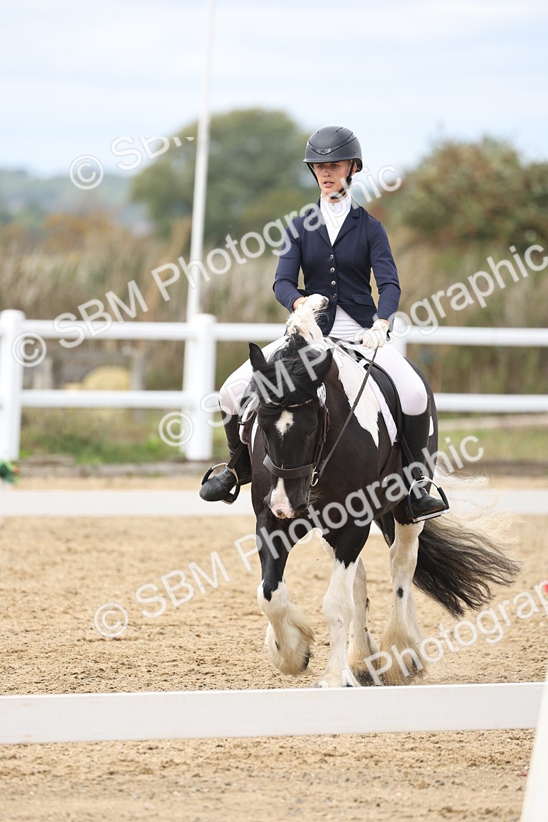 SBM_003663 - Class 8 - Novice 3 Champs