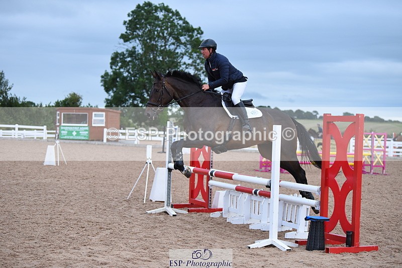 230718A-191924-00657 - 90cm