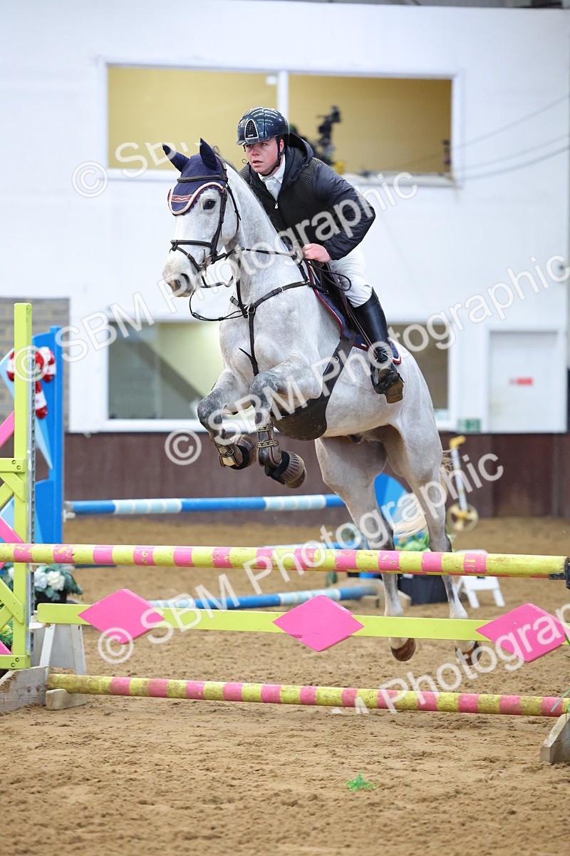 SBM_002930 - Class 14 - Clear Round 80cm