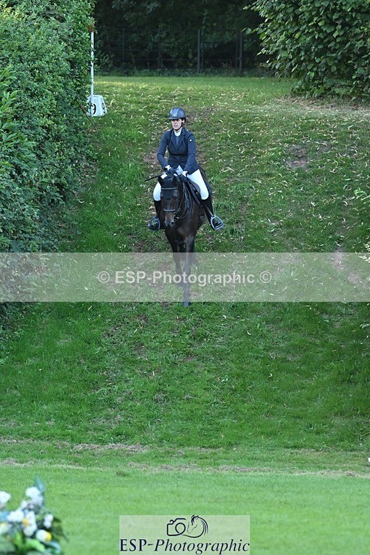 230909-185103-08143 - Cls 14 Snr 1m Derby