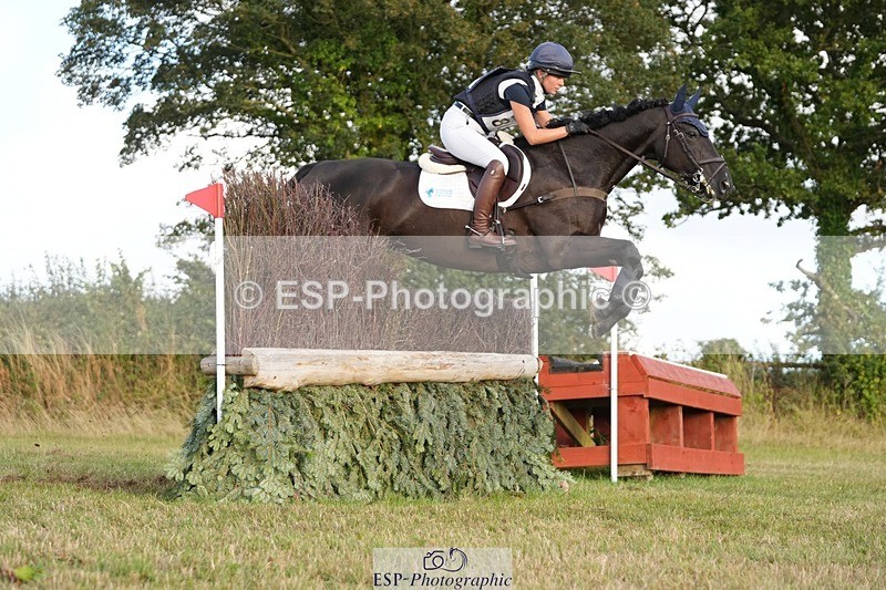 250831-183301-00210 - R-866-Hannah.Freeman