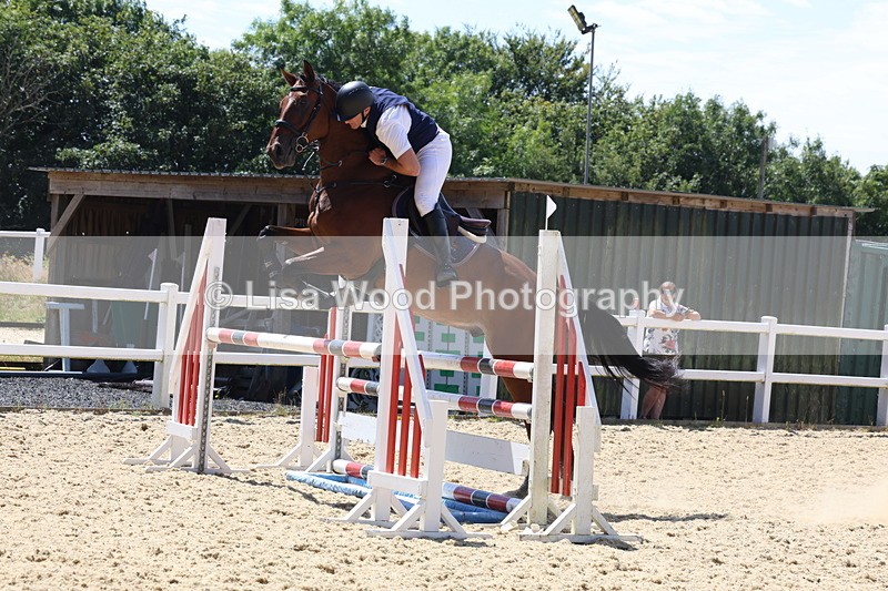 3E7A6197 - Class 7: Senior 1.05m