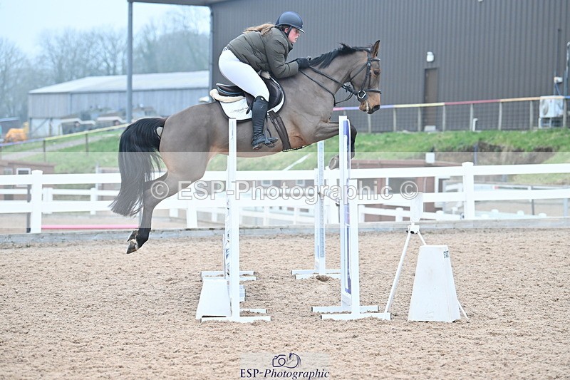 240113A-125518-02076 - Cls 12 Newcomers and 1.10m Open