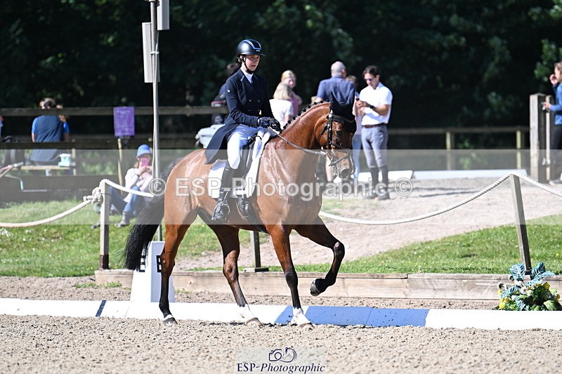 250522A-095603-02786 - A-009-Clementine.Crosthwaite.Eyre-LYJADOR