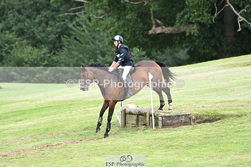 240825X-174048-38003 - 80cm XC 17.30 to End