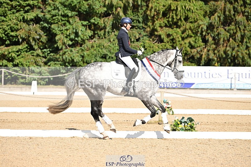 250808A-170116-02204 - Novice GOLD Presentations