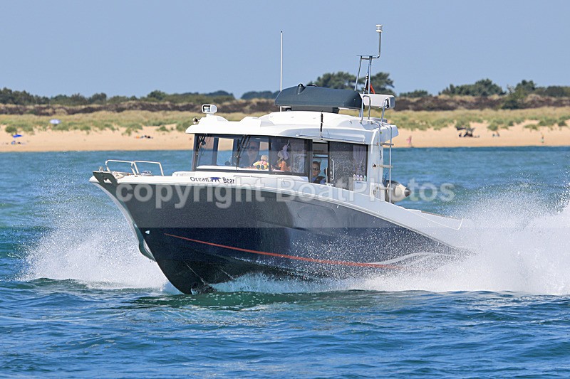 180805 OCEAN BEAR 1Y3A6243 - Motorboats - Hardtop
