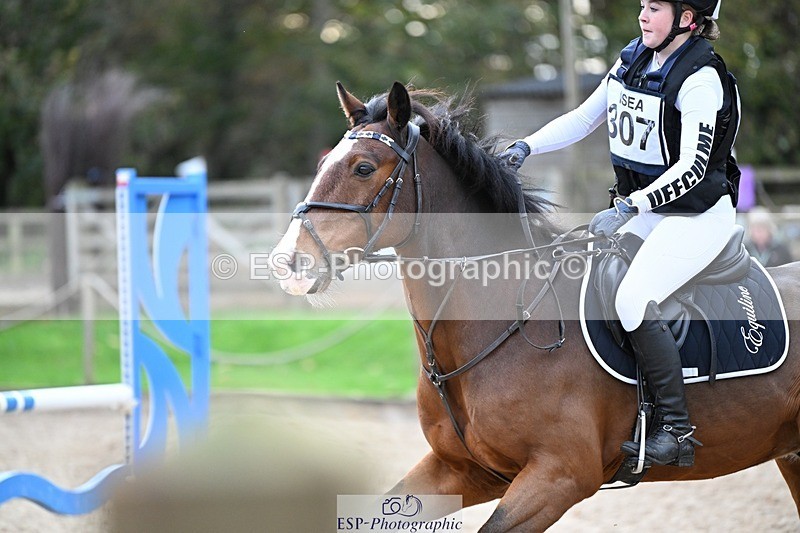 241117-141040-04456 - Cls 3 90-95cm 14.00 to 15.00