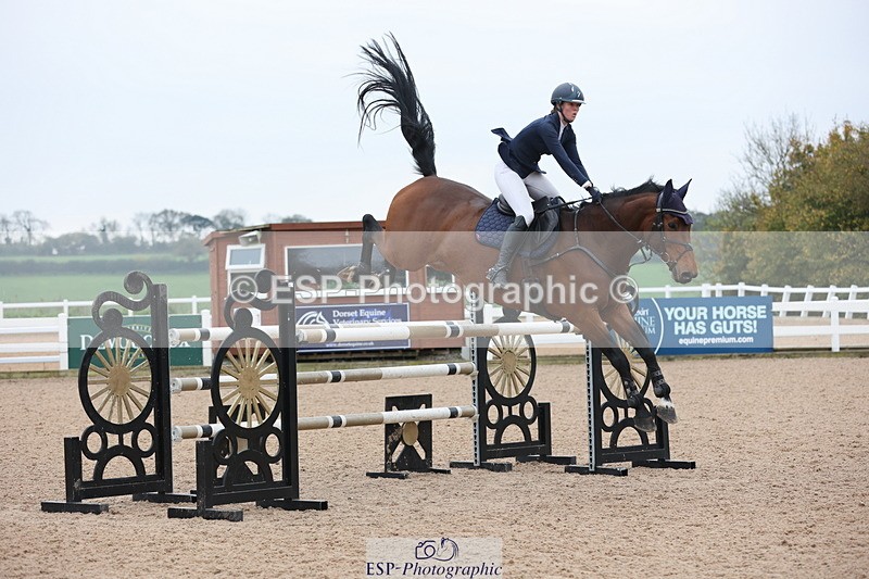 241101A-125903-01903 - FRI Cls 6 Foxhunter and 1.20m Open