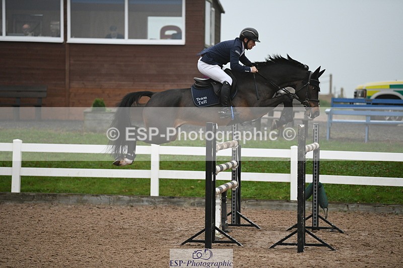 241103A-144425-08638 - SUN Cls 23 National 1.30 and 1.40m