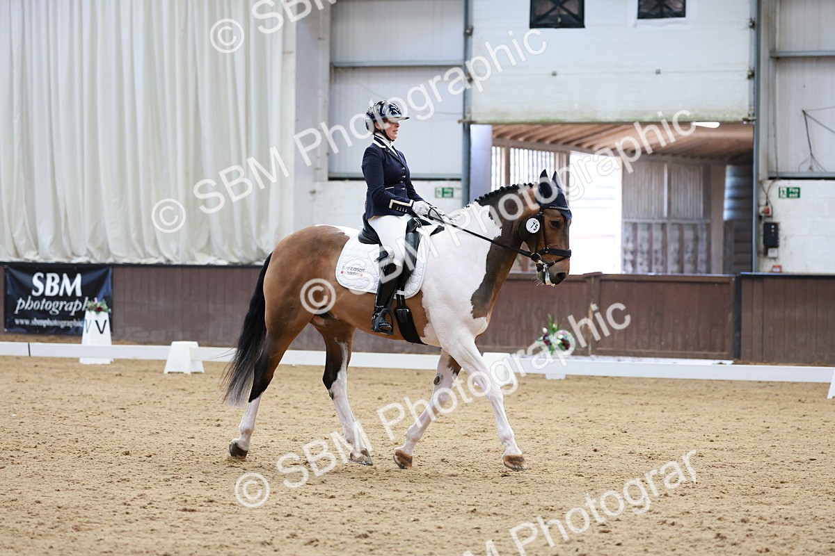 SBM_008200 - Class 6b - Novice 6 - 9.28-10.41