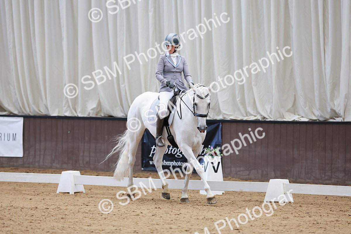 SBM_008135 - Class 6b - Novice 6 - 9.28-10.41