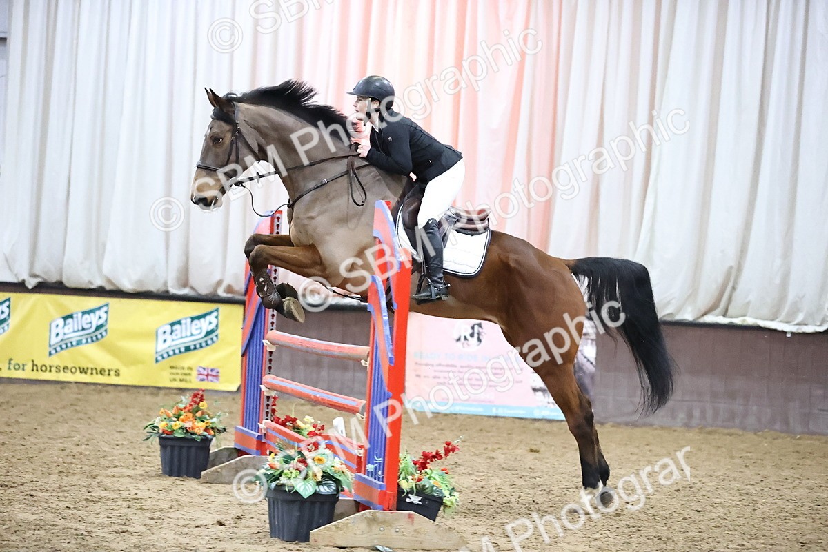 SBM_002492 - Class 9 - Senior Discovery - 1.00m