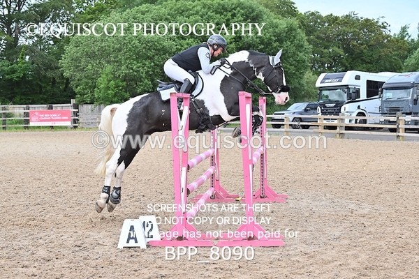 BPP_8090 - CLASS 11 SUN Senior BritiNovice/ 90cm Open