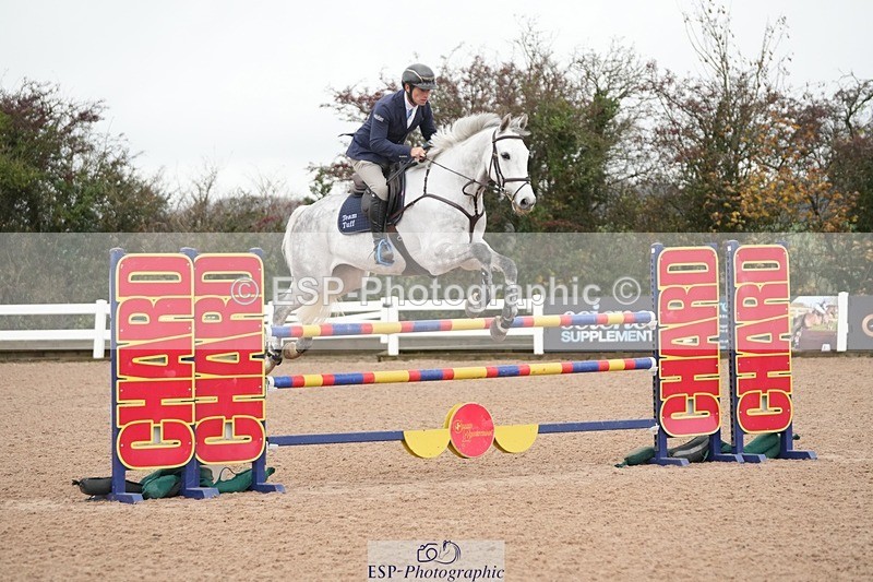 251107-131058-01092 - Cls 6 Foxhunter and 1.20m Open
