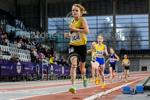 AgeInd25SUN-915392 - Track Female Set Two