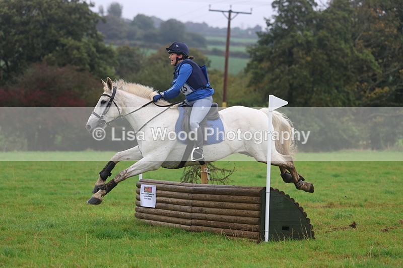 3E7A1391 - Class 2: 70cm: Half Roll Top