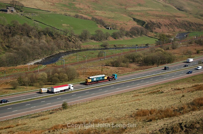 15.4.14 - 37175 M6 south Lune Gorge - West Coast Main Line (north to south)